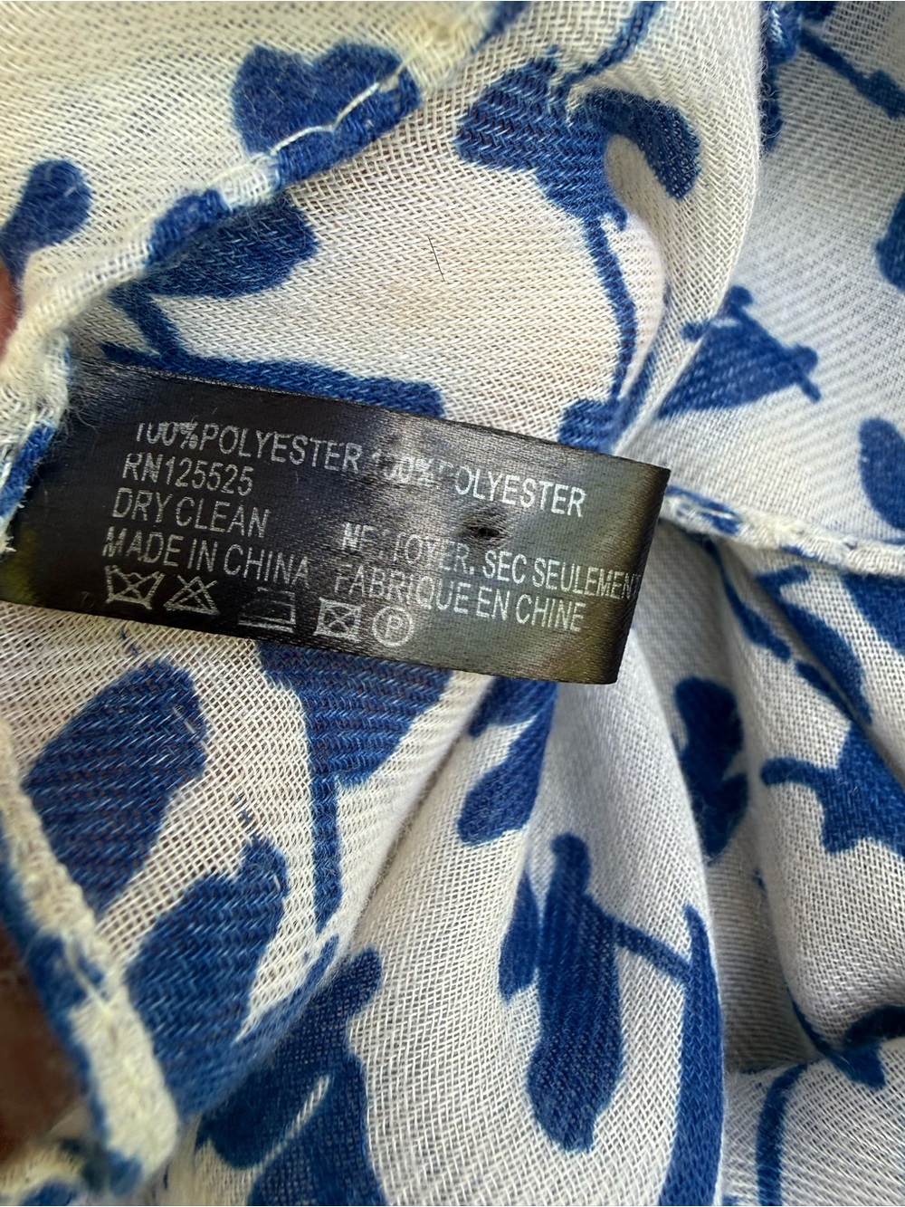 Women’s Blue Cream Bird Pattern Wrap Scarf - Picture 3 of 5